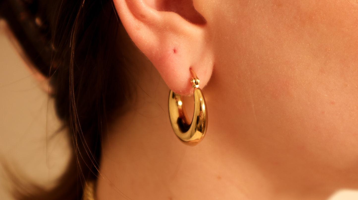 Leah Hoop Earrings